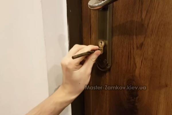 вскрытие замков дверей Новоселки